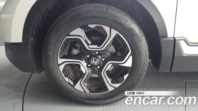Honda CR-V 1.5 Touring 4WD — пробег 33 444 км