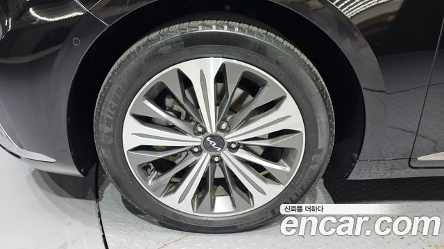 Kia K8 из Кореи Encar
