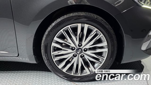 Kia K7 из Кореи Encar