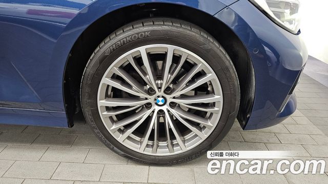 BMW 3-Series из Кореи Encar