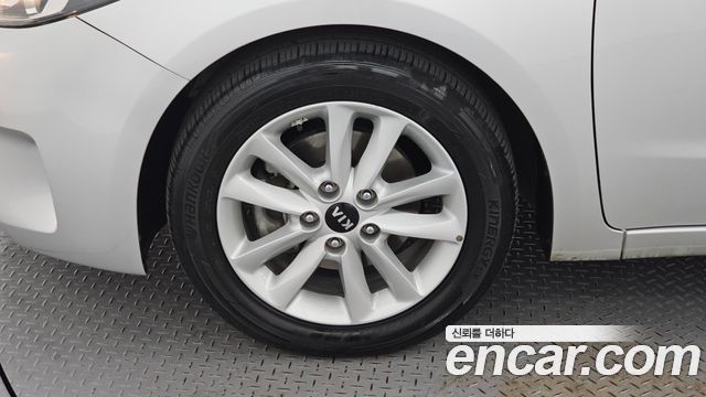 Kia K3 из Кореи Encar