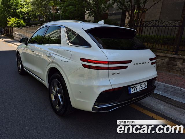 Genesis GV70 из Кореи Encar