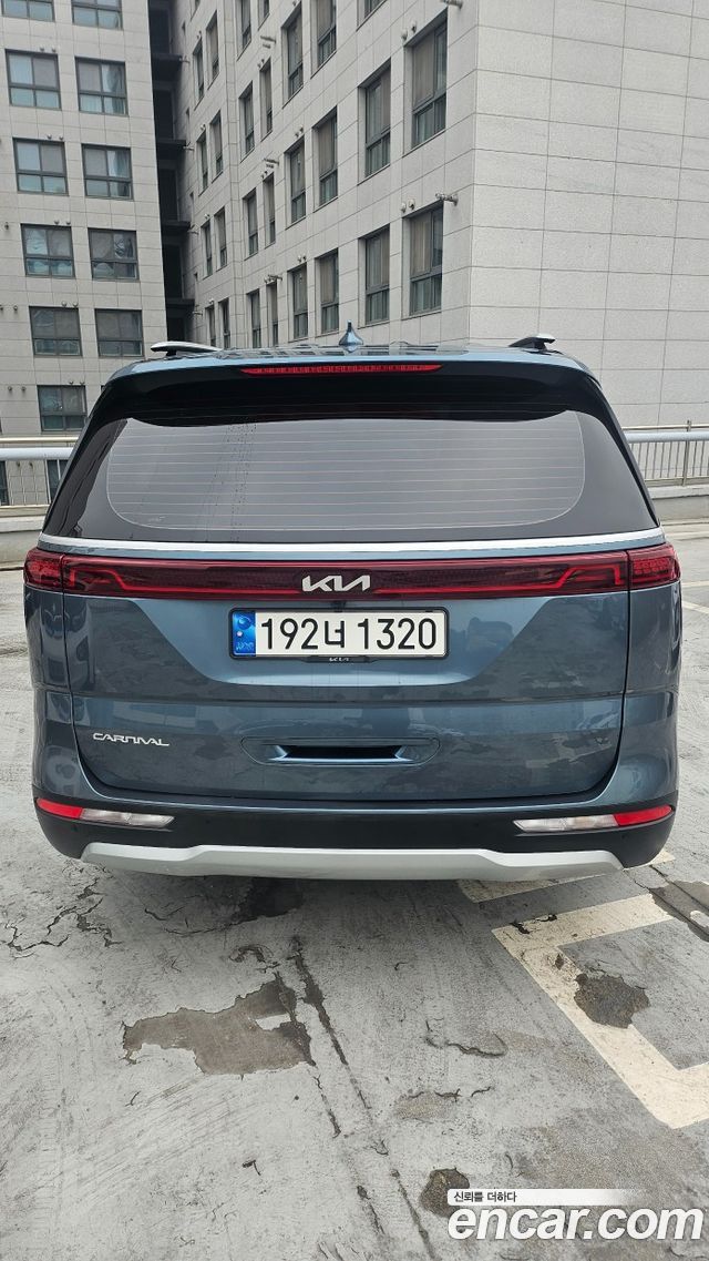 Kia Carnival из Кореи Encar