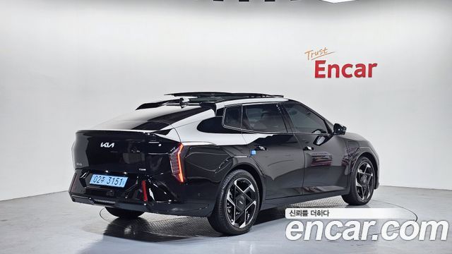 Kia EV4 из Кореи Encar
