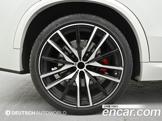 BMW X5 M50i — пробег 73 554 км — фото 5 из 5