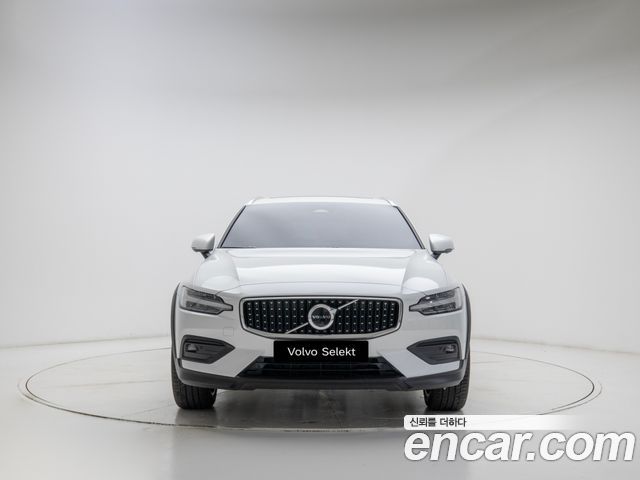 Volvo V60 из Кореи Encar
