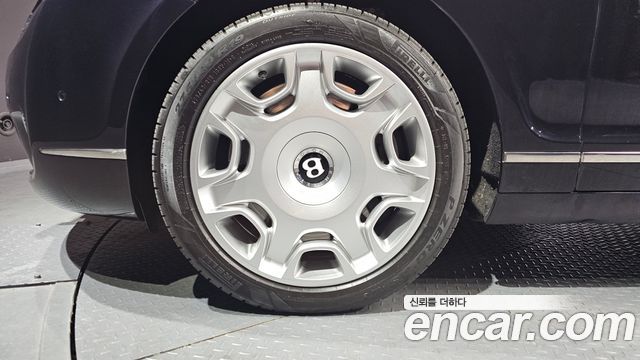 Bentley Flying Spur из Кореи Encar