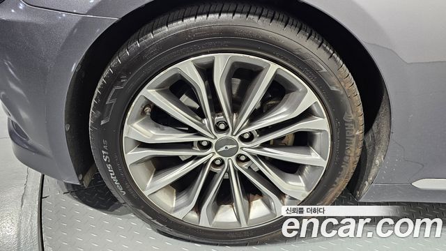 Hyundai Genesis из Кореи Encar