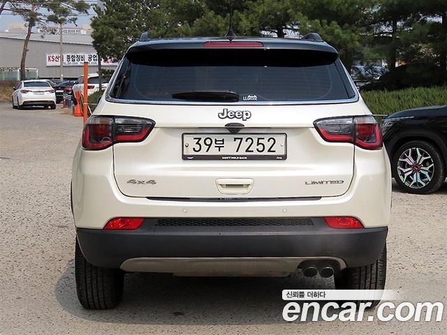 Jeep Compass из Кореи Encar