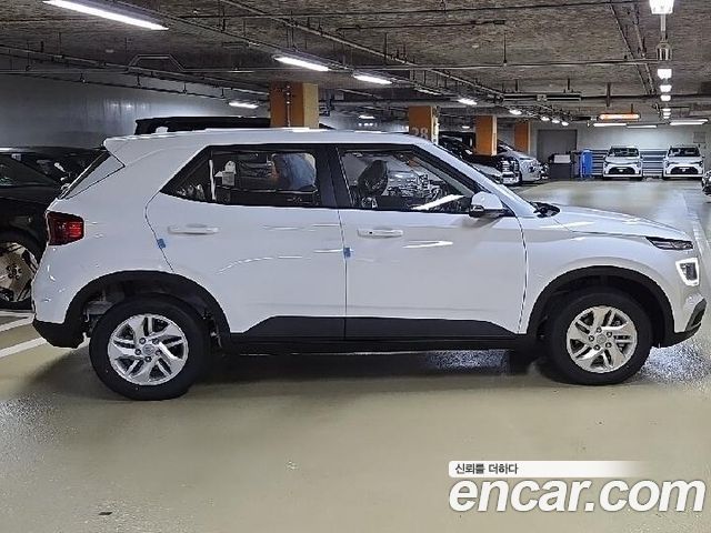 Hyundai Venue из Кореи Encar