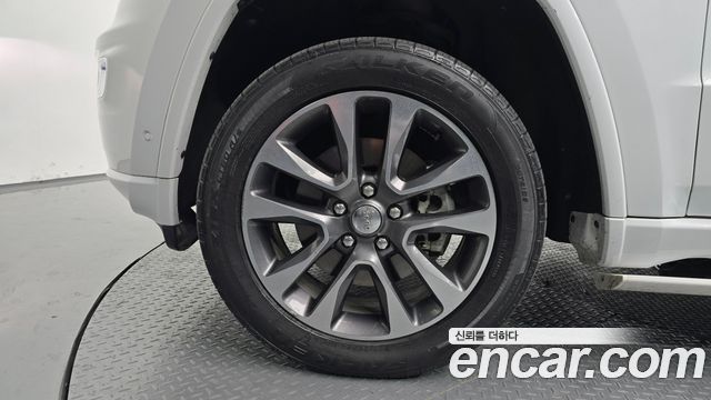 Jeep Cherokee из Кореи Encar