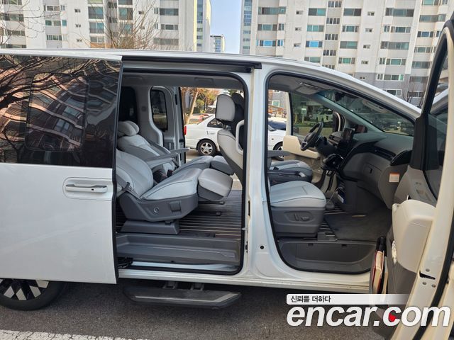 Hyundai Staria из Кореи Encar