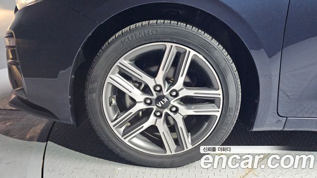 Kia K3 из Кореи Encar