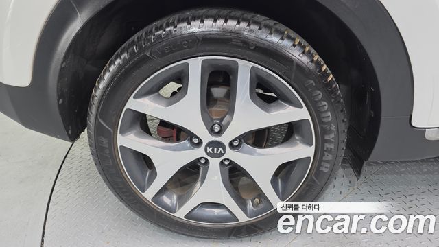 Kia Sportage из Кореи Encar