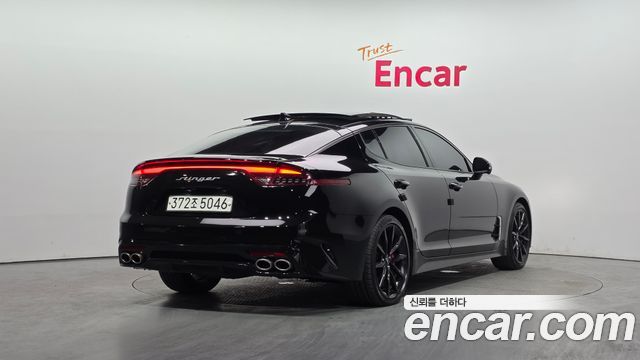 Kia Stinger из Кореи Encar