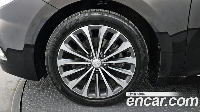 Hyundai Grandeur из Кореи Encar