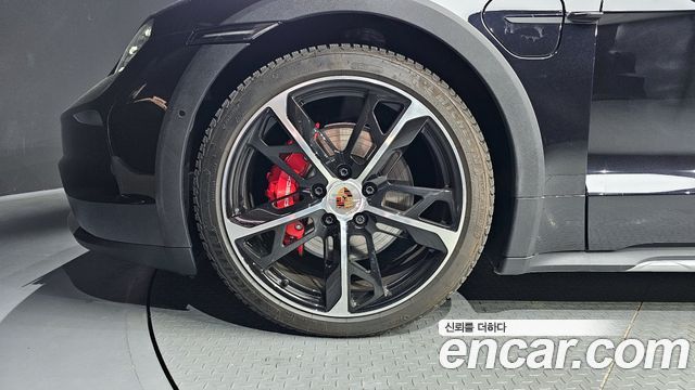 Porsche Taycan из Кореи Encar
