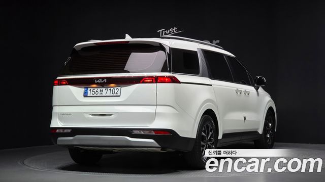 Kia Carnival из Кореи Encar
