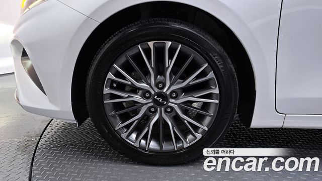 Kia K3 из Кореи Encar