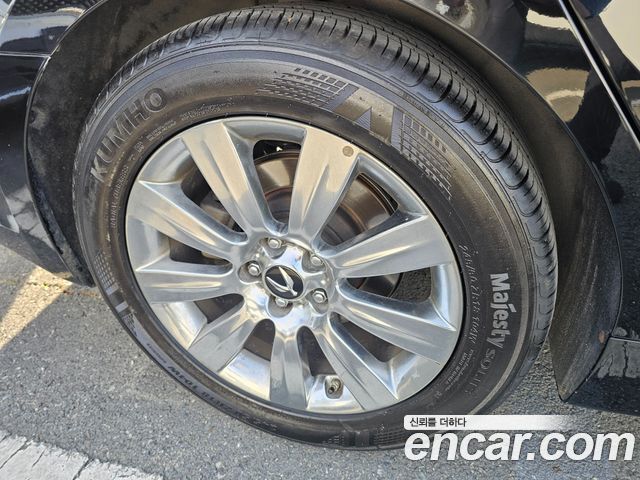 Hyundai Equus из Кореи Encar