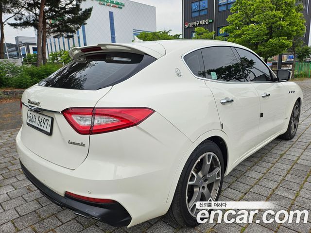 Maserati Levante 3.0 AWD GranSport — пробег 158 070 км — фото 5 из 5