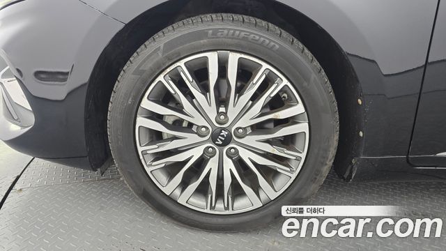 Kia K7 из Кореи Encar