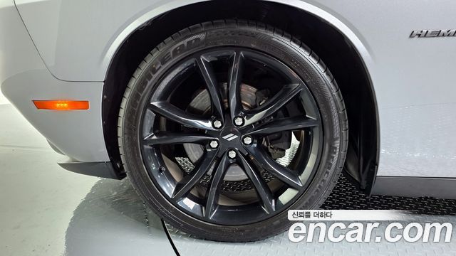 Dodge Challenger из Кореи Encar