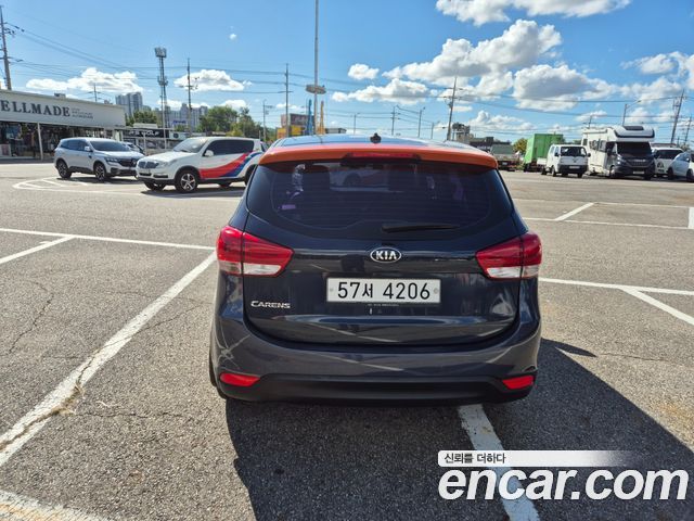 Kia Carens из Кореи Encar