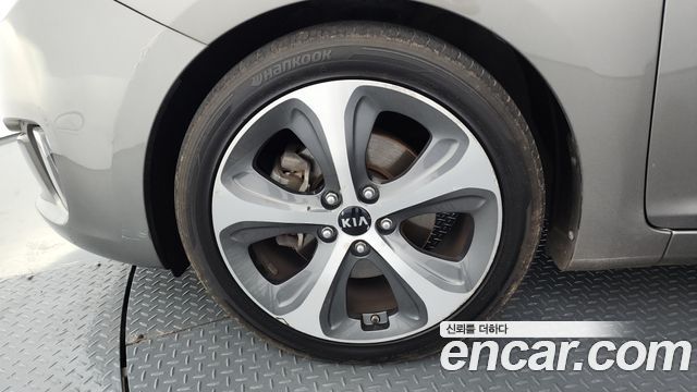 Kia Carens из Кореи Encar