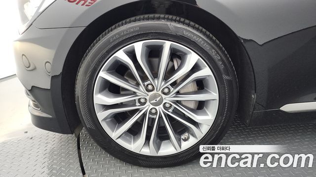 Hyundai Genesis из Кореи Encar