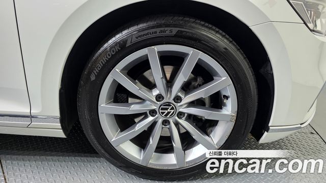Volkswagen Passat из Кореи Encar