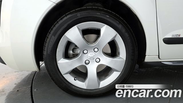 Peugeot 3008 2.0 HDi First Generation — пробег 118 179 км