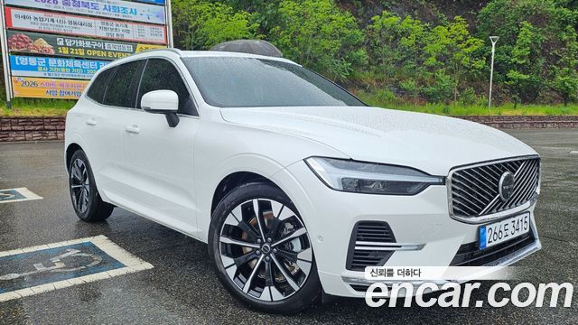 Volvo XC60 T8 Ultra Bright — пробег 1 300 км — фото 5 из 5