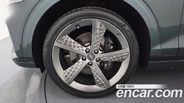 Genesis GV70 из Кореи Encar