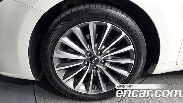 Kia K7 из Кореи Encar