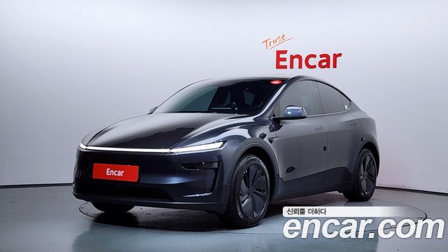 Tesla Model Y RWD — пробег 33 627 км — фото 1 из 5
