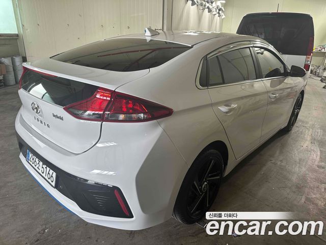 Hyundai Ioniq N — пробег 116 747 км — фото 2 из 5