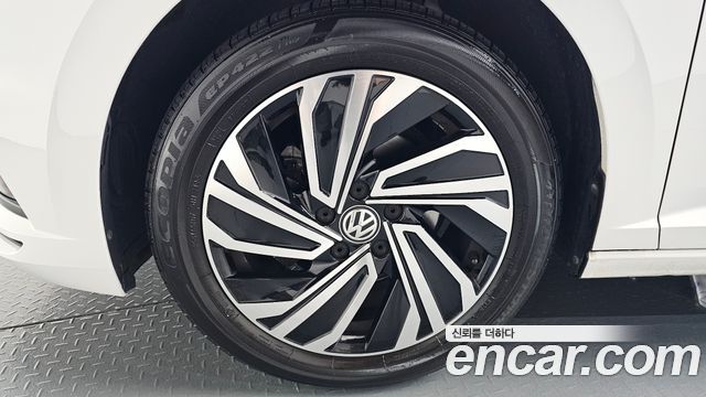 Volkswagen Jetta 1.4 TSI Prestige — пробег 40 565 км — фото 5 из 5