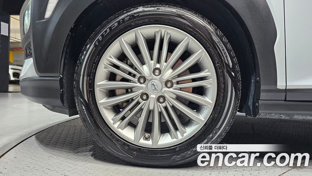 Hyundai Kona из Кореи Encar
