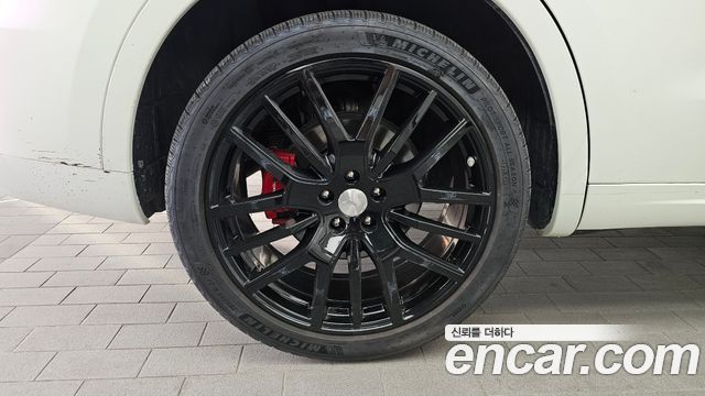 Maserati Levante 3.0 AWD Luxury — пробег 118 189 км — фото 5 из 5
