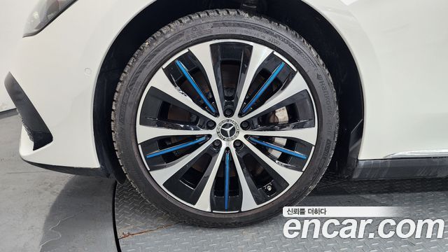 Mercedes-Benz EQE из Кореи Encar