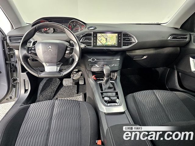 Peugeot 308 1.6 BlueHDi Allure — пробег 117 802 км