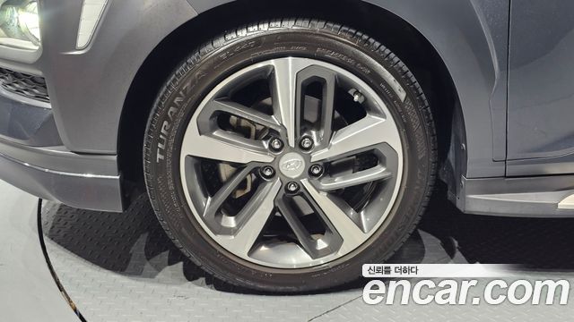 Hyundai Kona из Кореи Encar