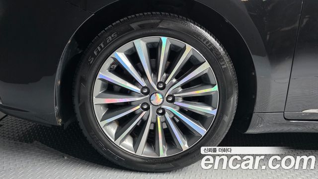 Kia K7 из Кореи Encar
