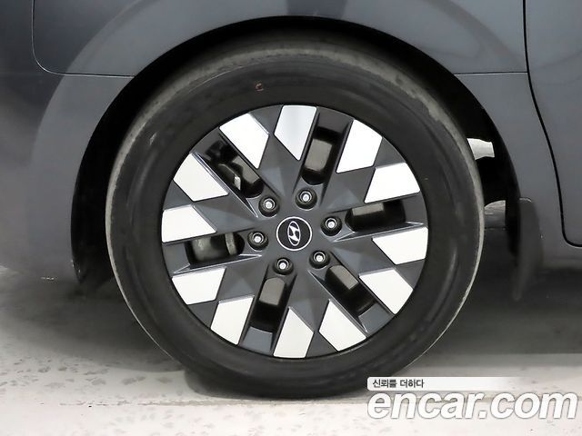 Hyundai Staria из Кореи Encar