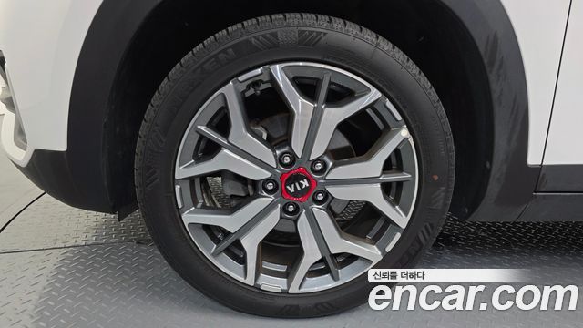 Kia Seltos из Кореи Encar
