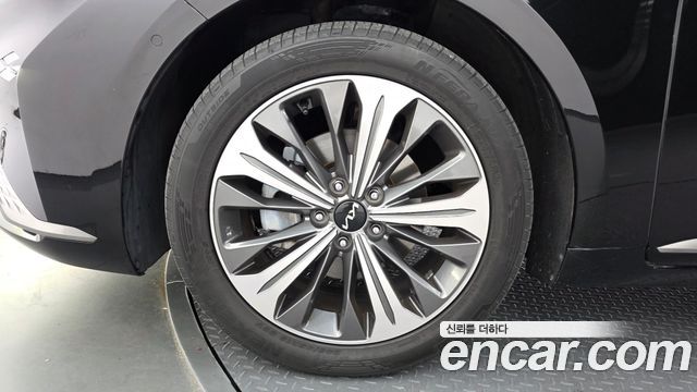 Kia K8 из Кореи Encar