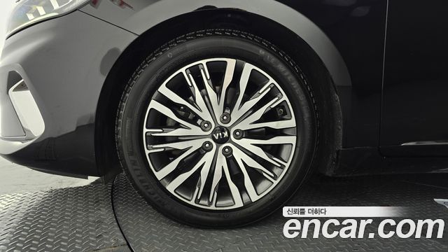Kia K7 из Кореи Encar