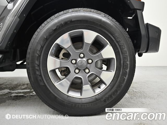 Jeep Wrangler 2.0 Overland 4Door 4xe — пробег 167 513 км — фото 5 из 5