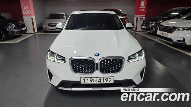 BMW X4 xDrive20i xLine — пробег 20 000 км — фото 1 из 5